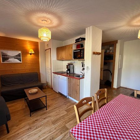Charmant Appartement Confortable Pour 6 Personnes 40M2 Pied Pistes, Piscine, Wifi, Parking شاروس المظهر الخارجي الصورة