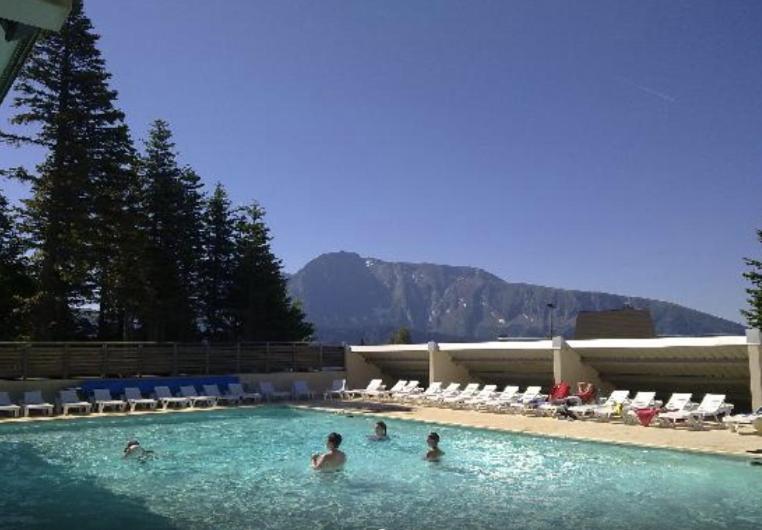 Charmant Appartement Confortable Pour 6 Personnes 40M2 Pied Pistes, Piscine, Wifi, Parking شاروس المظهر الخارجي الصورة