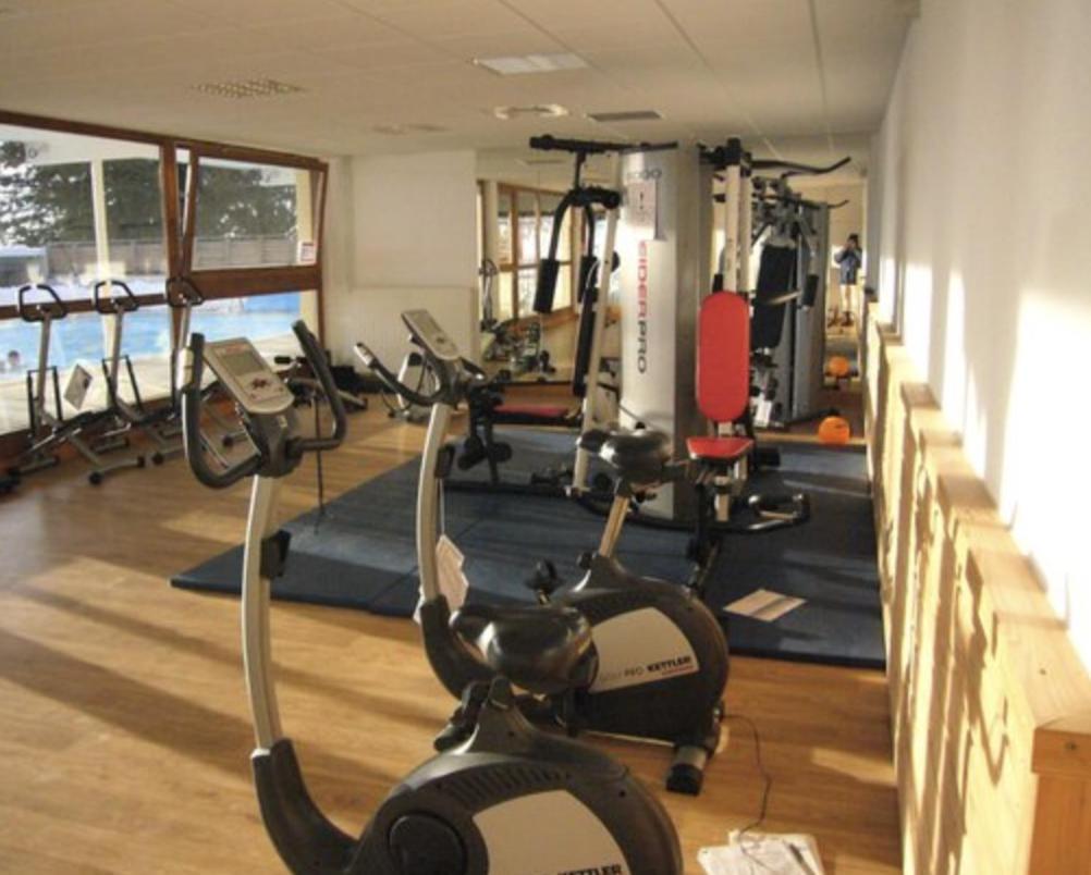 Charmant Appartement Confortable Pour 6 Personnes 40M2 Pied Pistes, Piscine, Wifi, Parking شاروس المظهر الخارجي الصورة